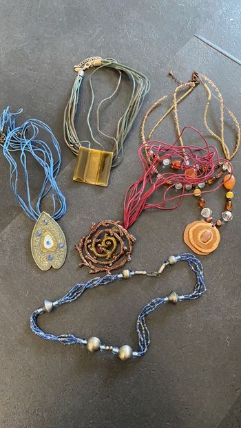 Lot des 5 collier