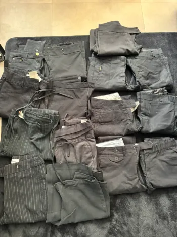 Lot 15 pantalons 36