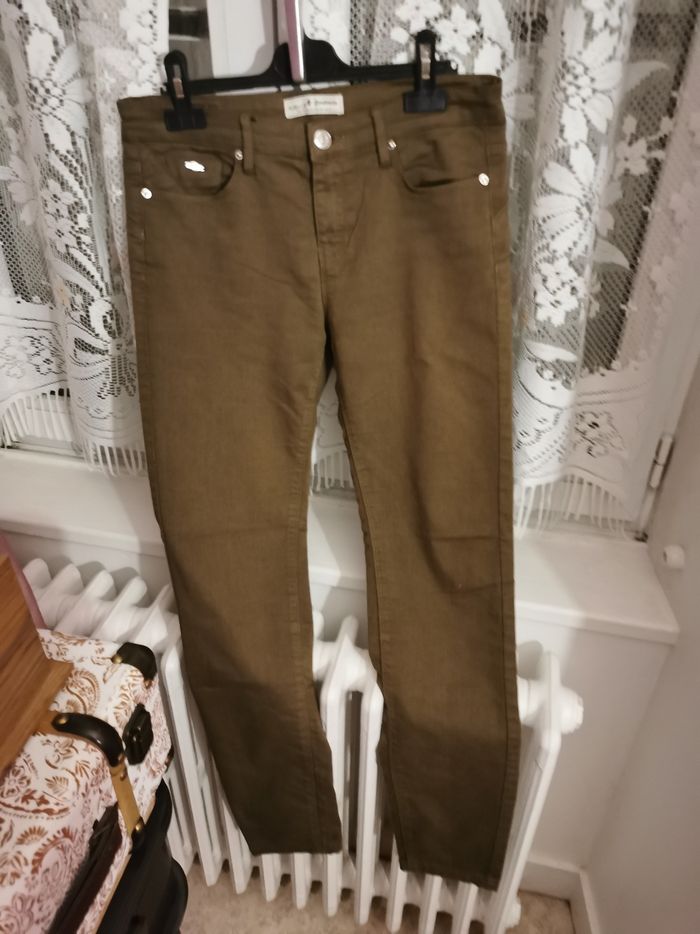 Pantalon doit élastique