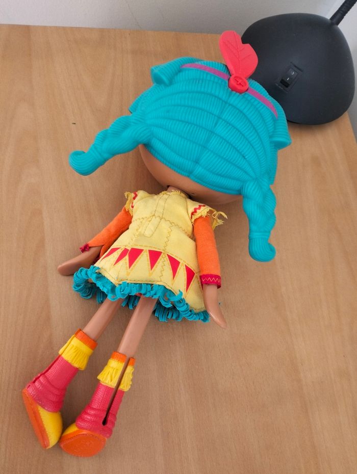 Doll plume raconte un conte - photo numéro 2