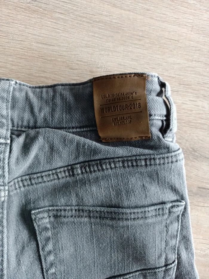 50. Jeans H&M 98 2-3ans porté 1x - photo numéro 3