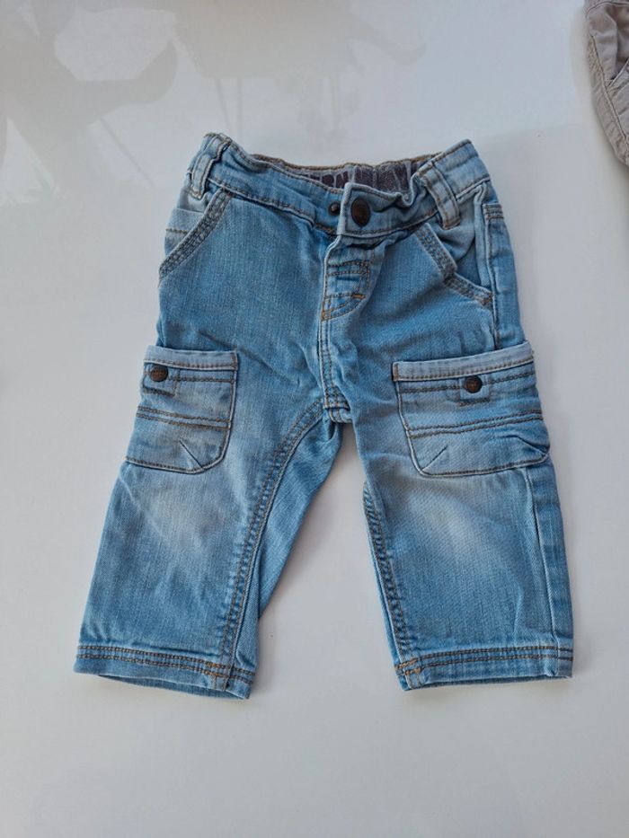 Lot 4 pantalons jeans 6 mois - photo numéro 2