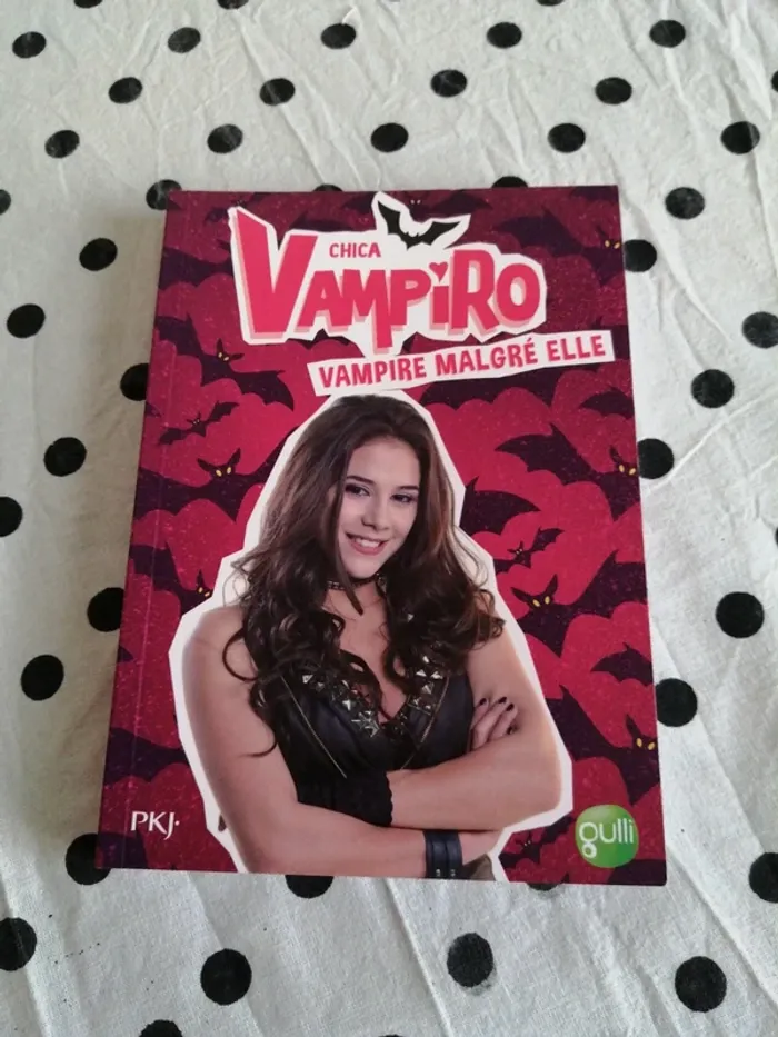 Livre chica vampiro vampire malgré elle / gulli pocket jeunesse / (8ans) - photo numéro 2