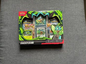 Coffret Pokémon rare Ogerpon ex neuf