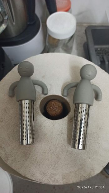 2 Diffuseurs à thé bonhomme