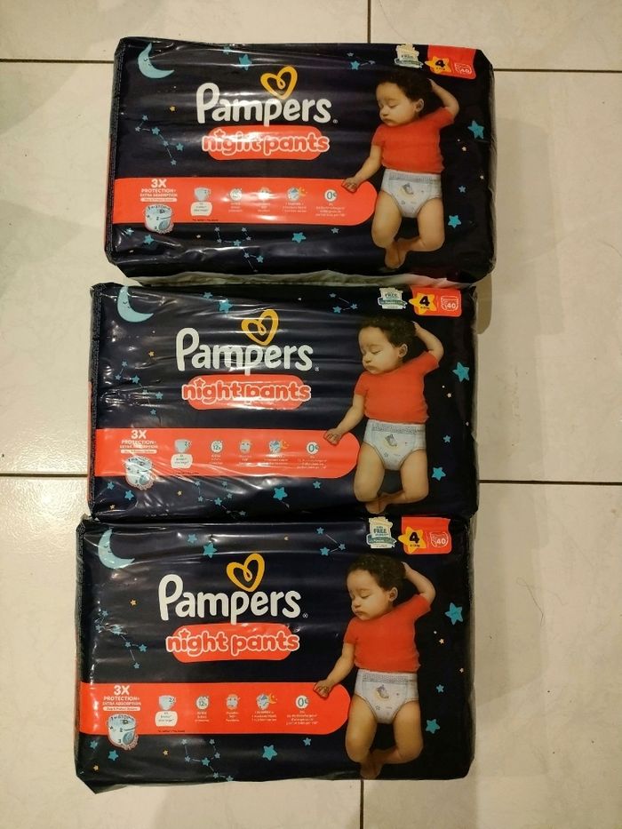 120 Pampers night pants taille 4