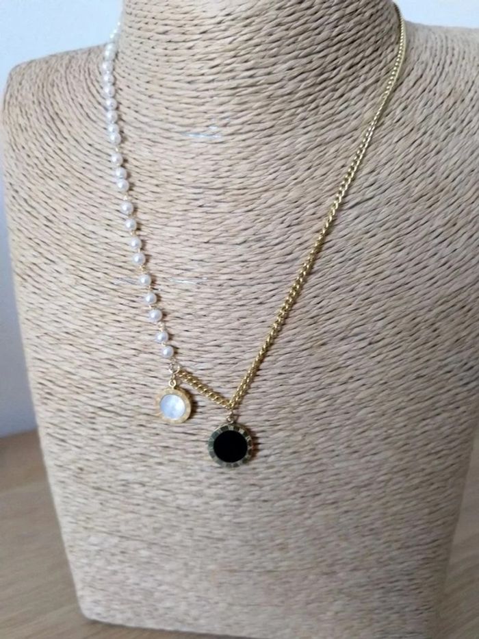 Collier perles et coquilles