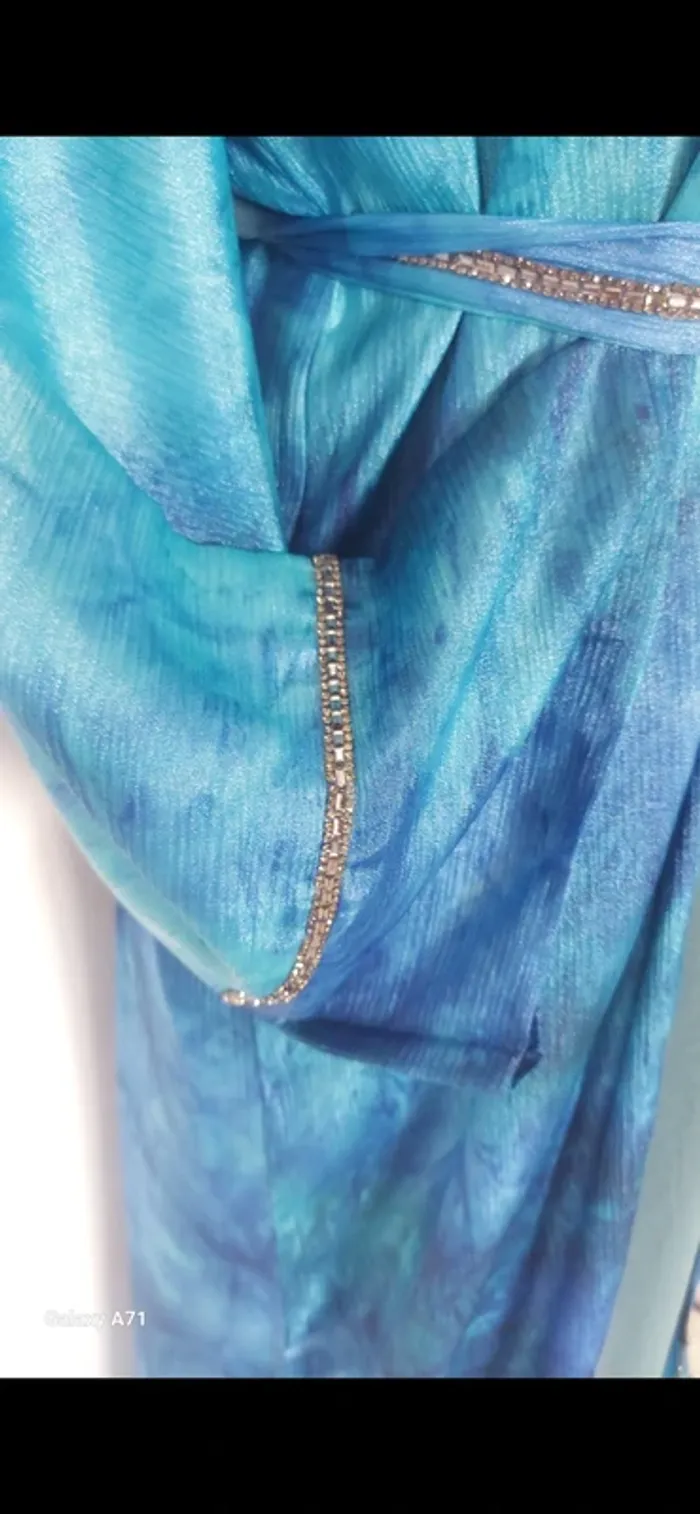 Set kimono bleu Emirats chic neuf - photo numéro 5
