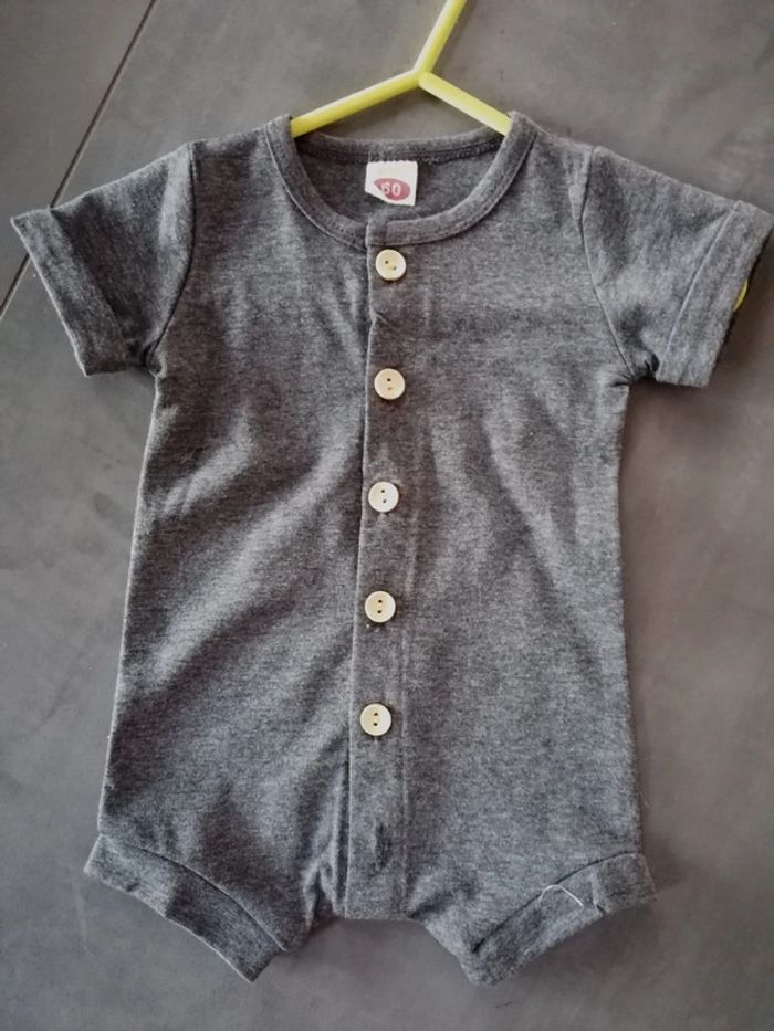 Tenue bébé