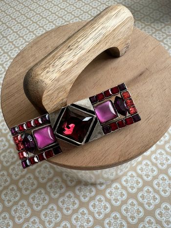 Broche