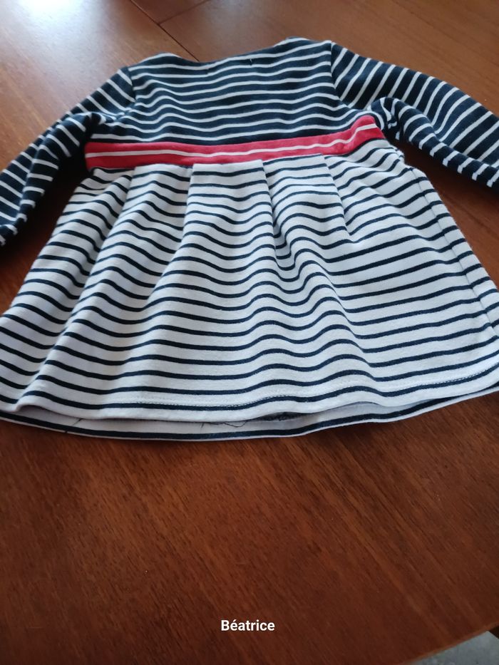 Robe à manches longues. - photo numéro 4