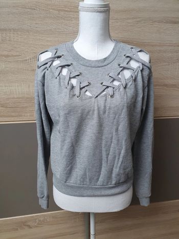 Pull gris