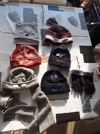 Lot de bonnet et gants garçon
