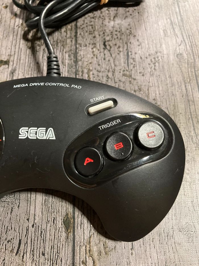 Manette Nintendo Switch MegaDrive USB Loose - photo numéro 3