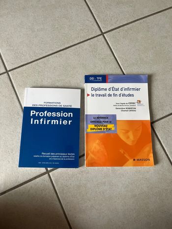 Lot livres infirmier