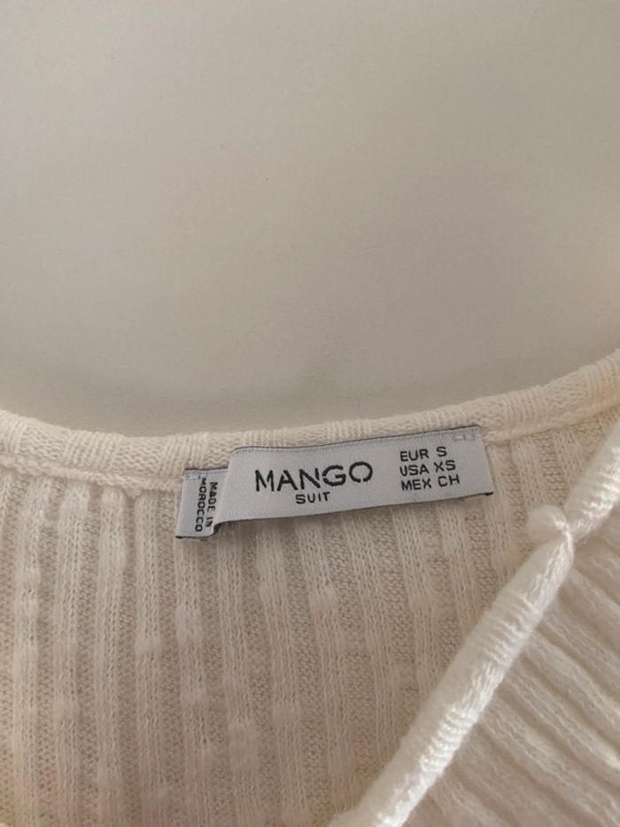 Top en maille blanc crème mango à volants - photo numéro 5