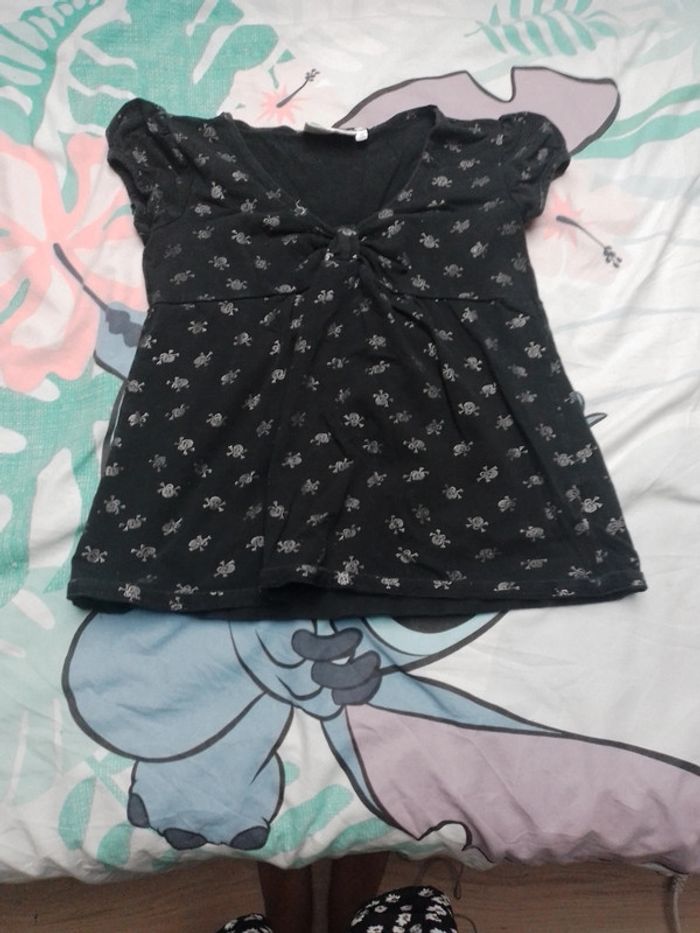 Tee-shirt noir et gris 12ans