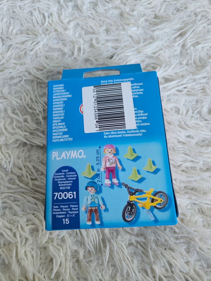Jouet - jeux de construction playmobil 70061 enfant avec vélo et rollers - Neuf - photo numéro 2