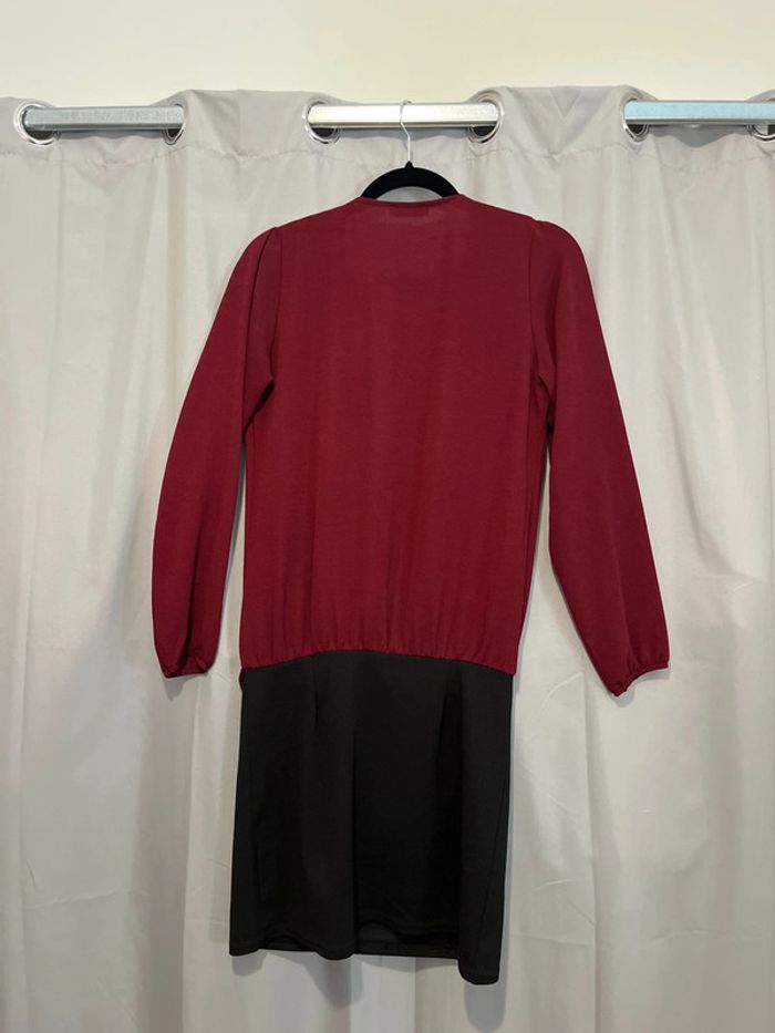 Robe bordeaux et noir - photo numéro 3