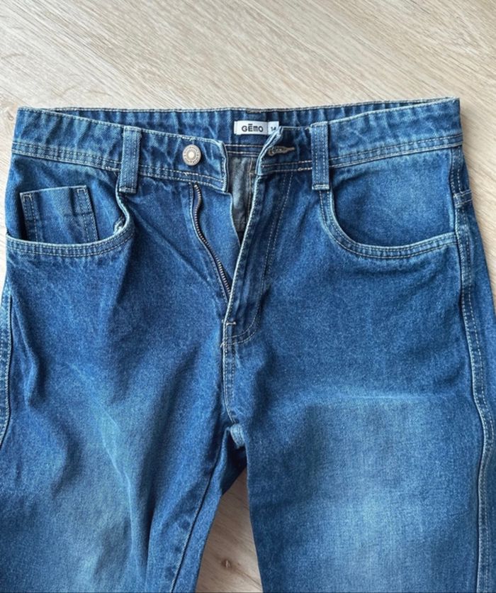 Ensemble jeans et tee shirt - photo numéro 3