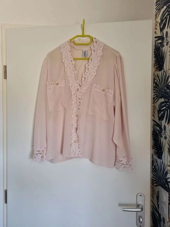 Chemisier rose poudré manches longues