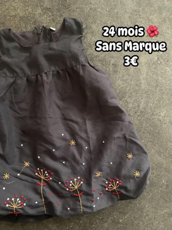 Robe 🌺 24 mois 🌺 Sans marque