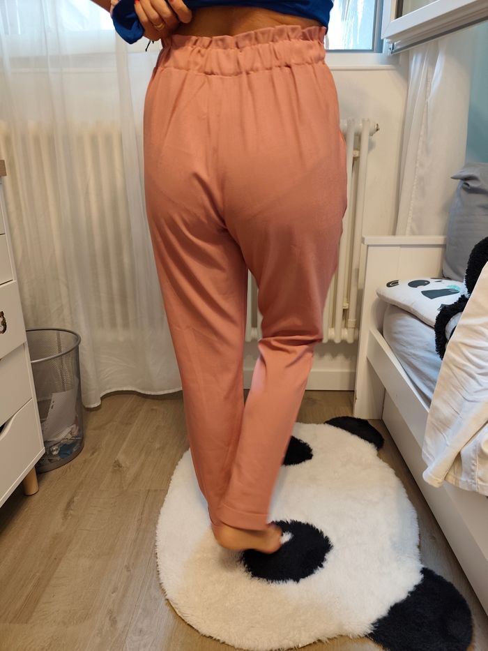 Pantalon souple rose pâle Emma Ella taille M - photo numéro 4