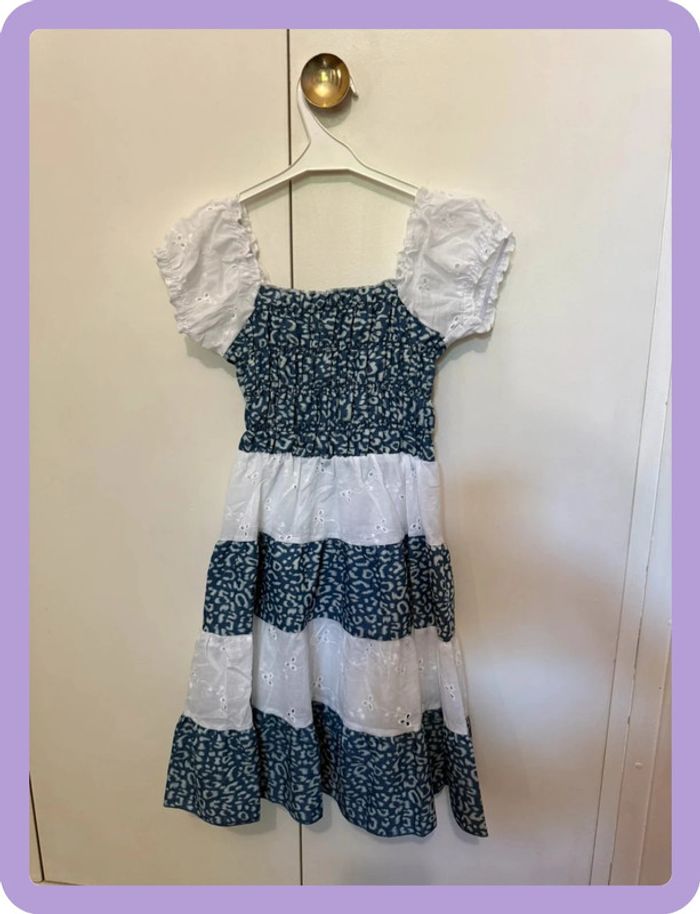 Robe blanche et bleue - photo numéro 2