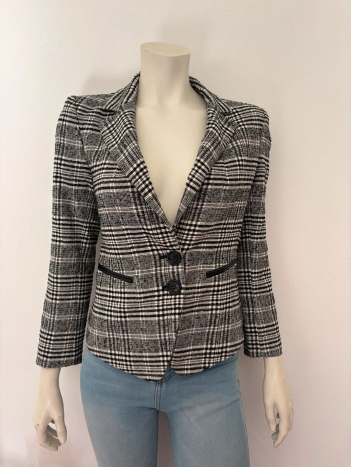 🌺Blazer noir, blanc et gris au motif carreaux Taille M/38🌺
