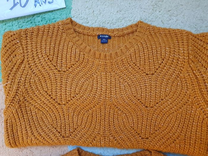 Lot 4 pulls en laine  - Automne/ Hiver - Fille - 10 ans - TBE - photo numéro 2