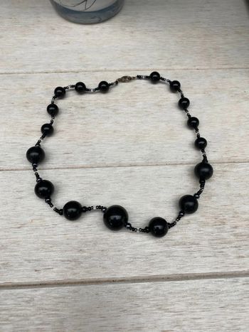 Collier de perle ras de cou noir