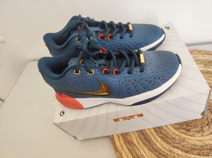 Baskets Nike LeBron XXI - photo numéro 4