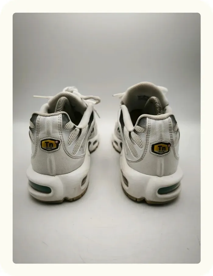 Baskets Nike air max plus Tn Taille 43 - photo numéro 5