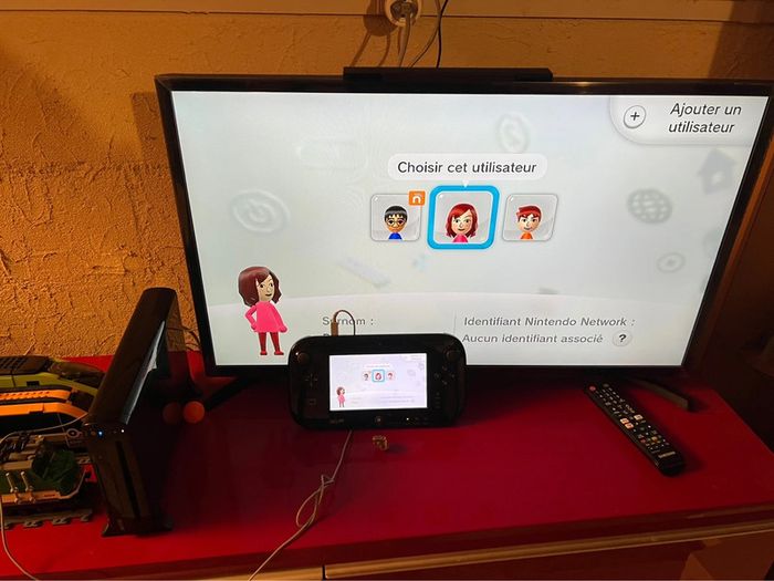 Console Wii U pack collector Zombi U en boite excellent état - photo numéro 20