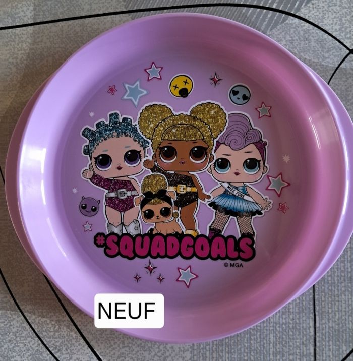 Ensemble assiettes et vaisselle NEUVES pour bébé - photo numéro 5