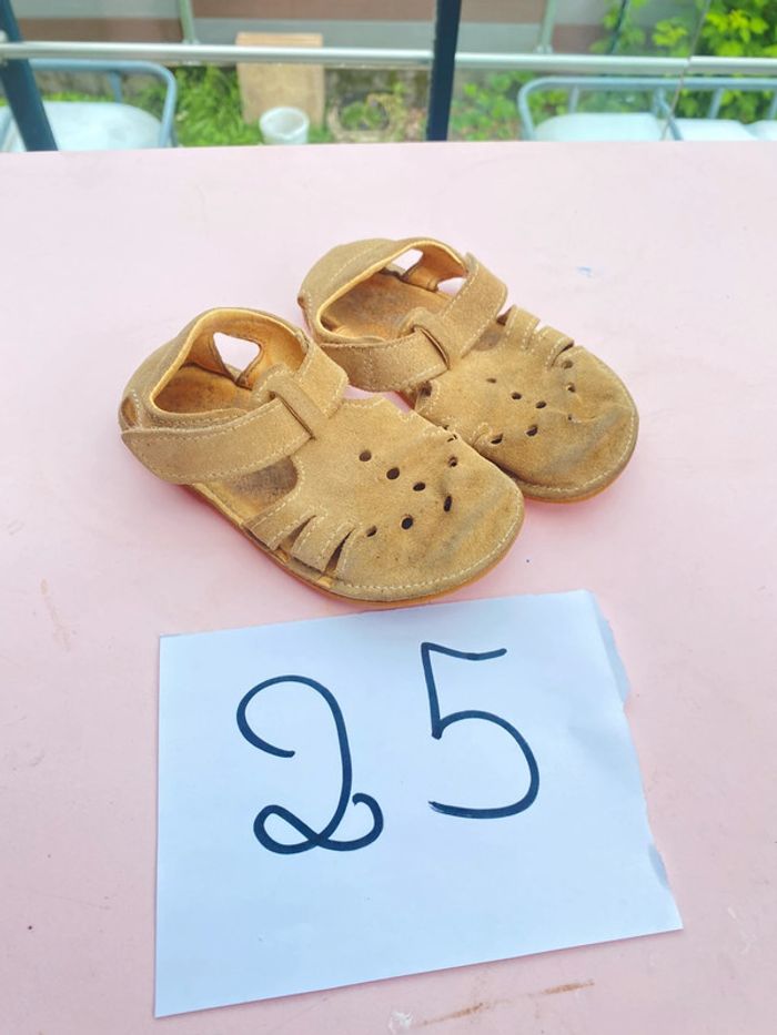 Nu pied sandale 25 daim beige