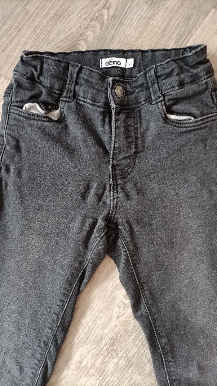 Jeans fille 7 ans - photo numéro 3