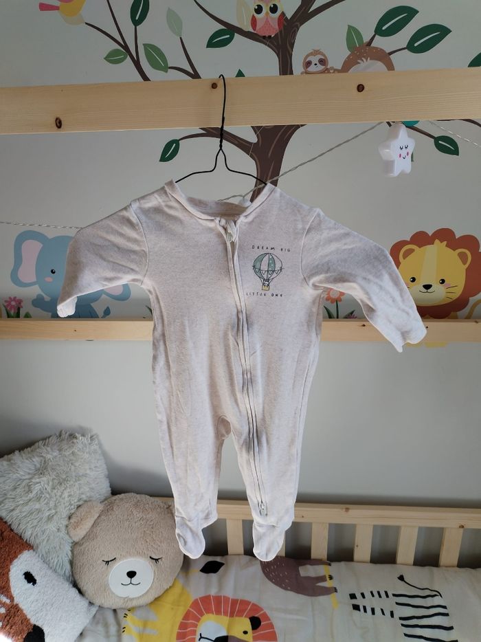 Lot de pyjamas - photo numéro 4