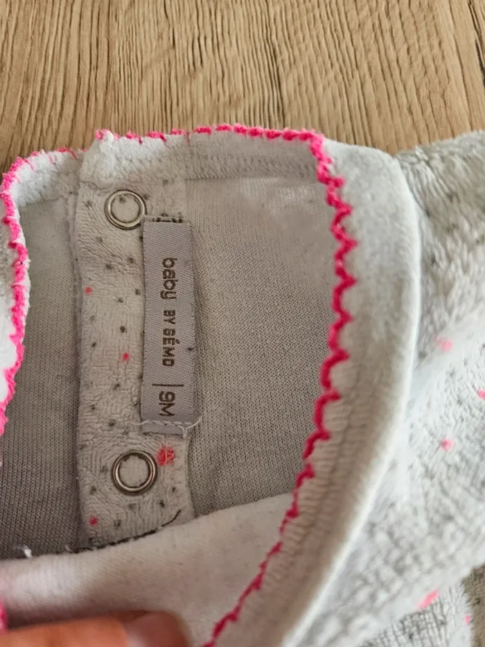 Pyjama velours 9 mois - photo numéro 7