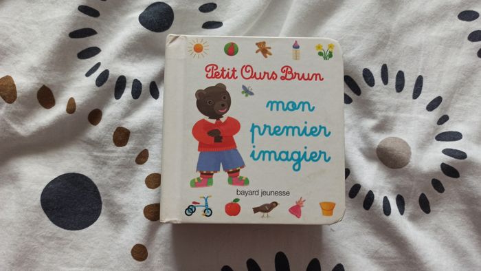 Petit Ours brun mon premier imagier