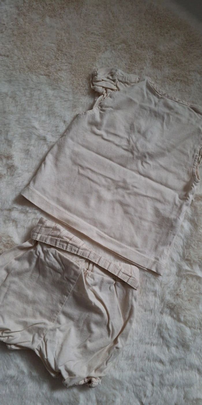 Ensemble t-shirt + short NaturaPura taille 6 mois - photo numéro 2