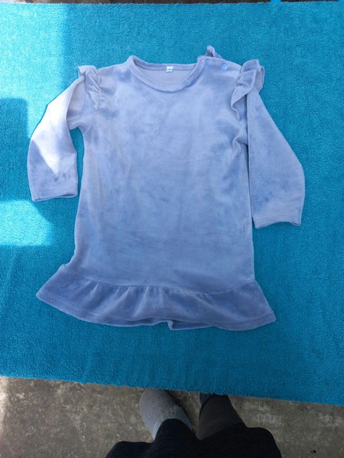 Robe violette