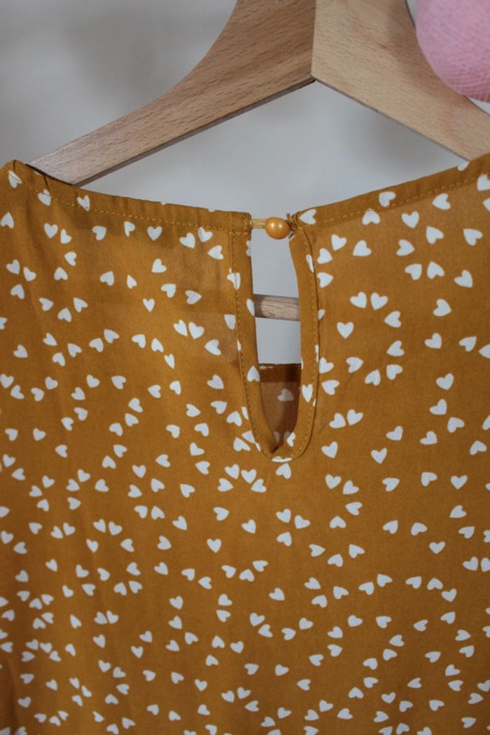 Robe moutarde à cœurs - photo numéro 2