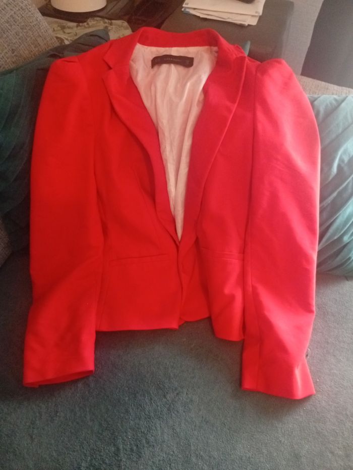 Veste rouge de chez Zara femme - photo numéro 2