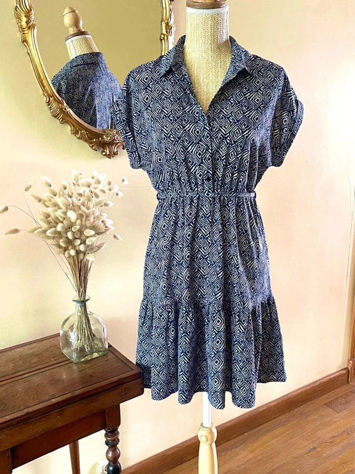 Robe Chemise traffic - Taille S - Chic et Confortable neuf - photo numéro 3