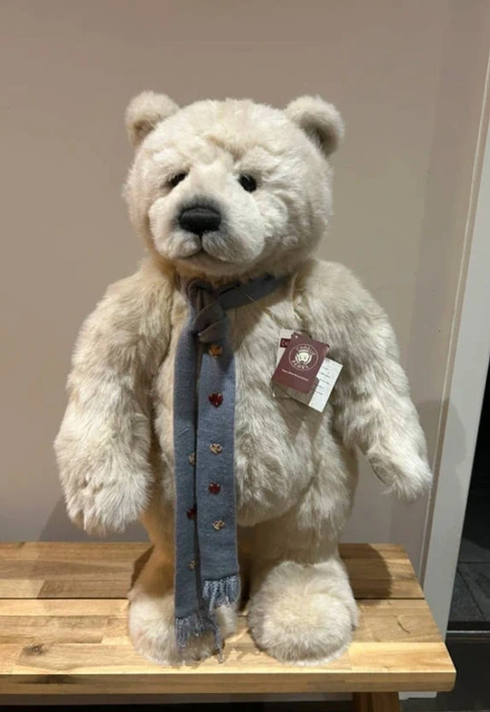 Charlie Bears Ours polaire ivoire