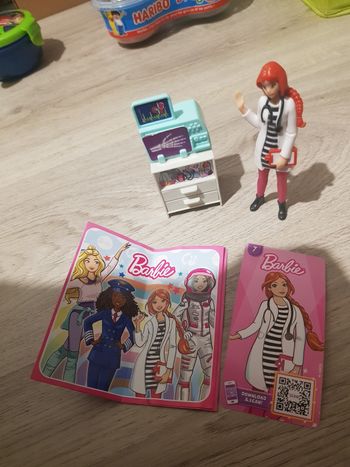 Kinder barbie