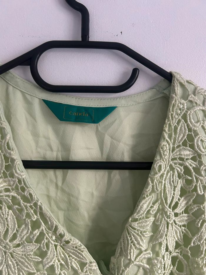 Jolie blouse manches courtes brodée vert d’eau / menthe • Canda • taille 42 - photo numéro 4