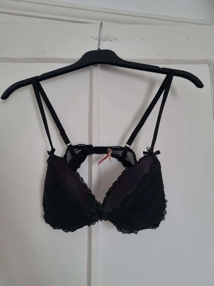 Soutien gorge noir dentelle 85B soleil sucré