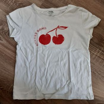 Tee shirt cerises